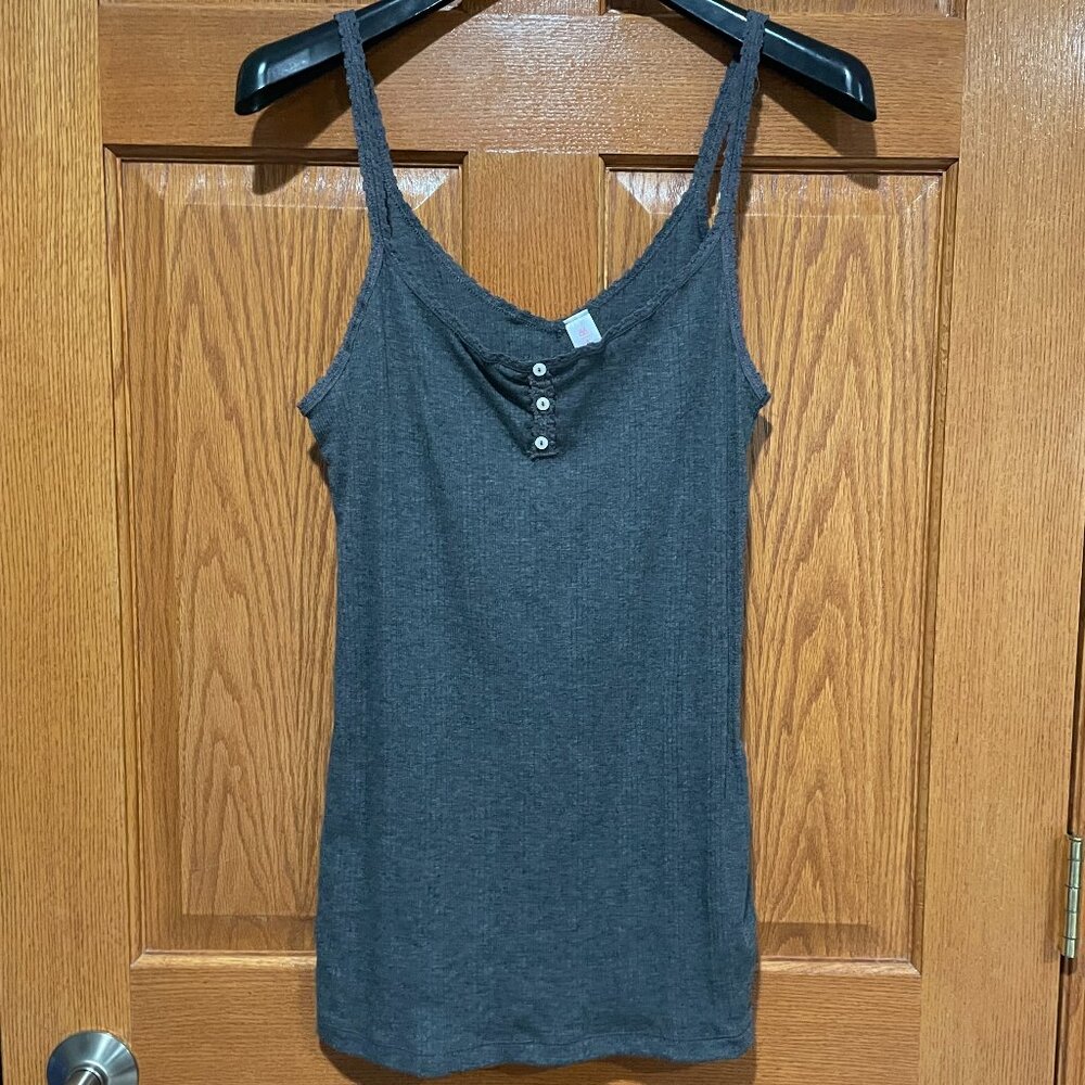 NOBO No Boundaries Junior's L 11-13 Gray Ribbed Button Ruffle Hem Cami Tank Top